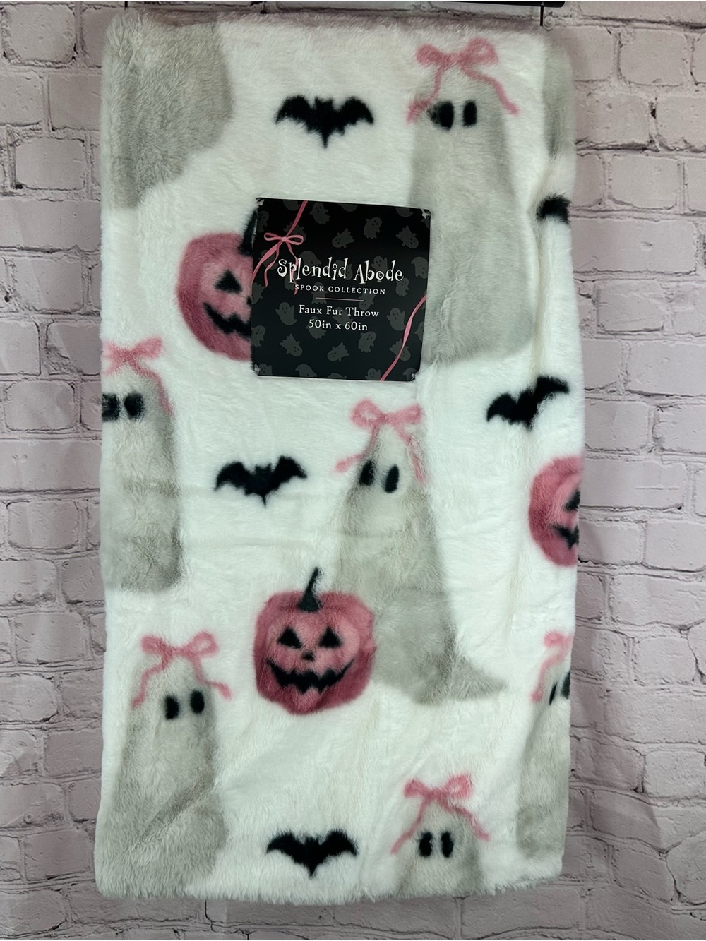 NWT Splendid abode Ghost Bat Plush Throw Blanket Halloween whimsigoth spooky bow